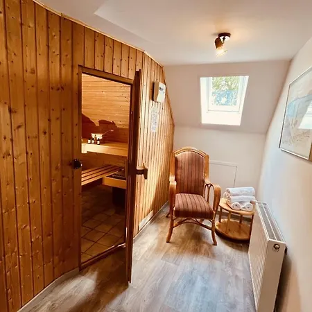 Neu! Tant Anni Mit Saunaoption